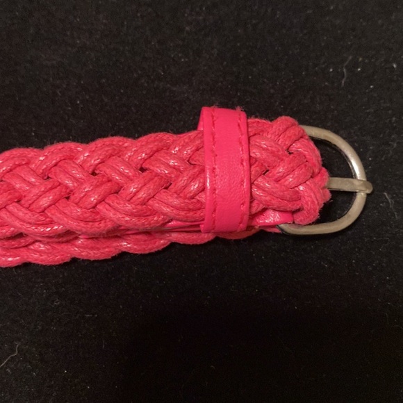 Barbie pink woven belt with metal closure - Picture 4 of 6